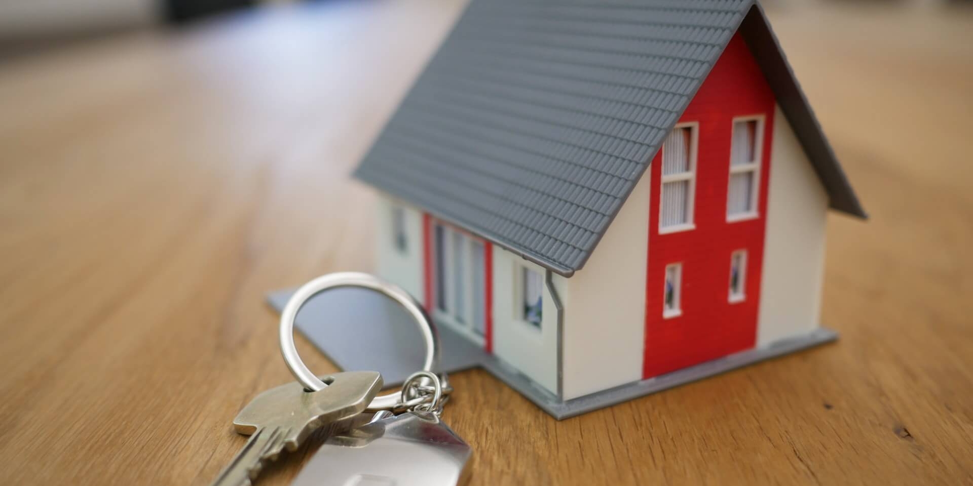 benefits of using a mortgage advisor
